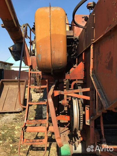 Камбайн на запчасти