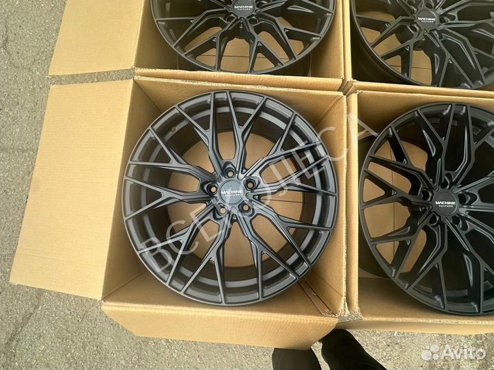 Диски R20 Forged 8,5J 5-114,3 et 35 matt black