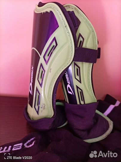 Бутсы, гетры и щитки