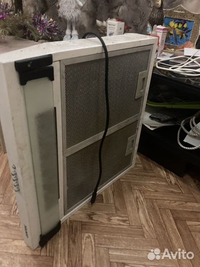 Вытяжка для кухни 60 см