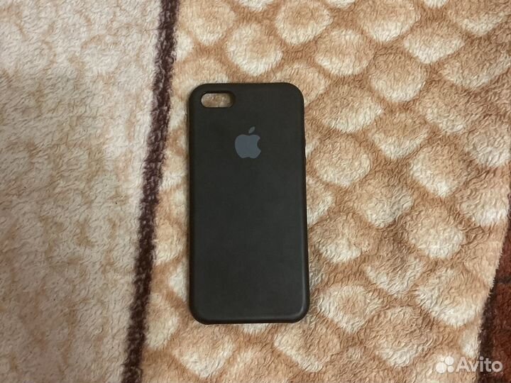 Чехол на iPhone 5 5S se