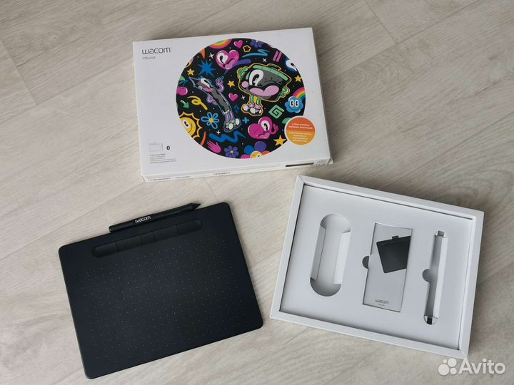 Графический планшет Wacom Intuos M Bluetooth