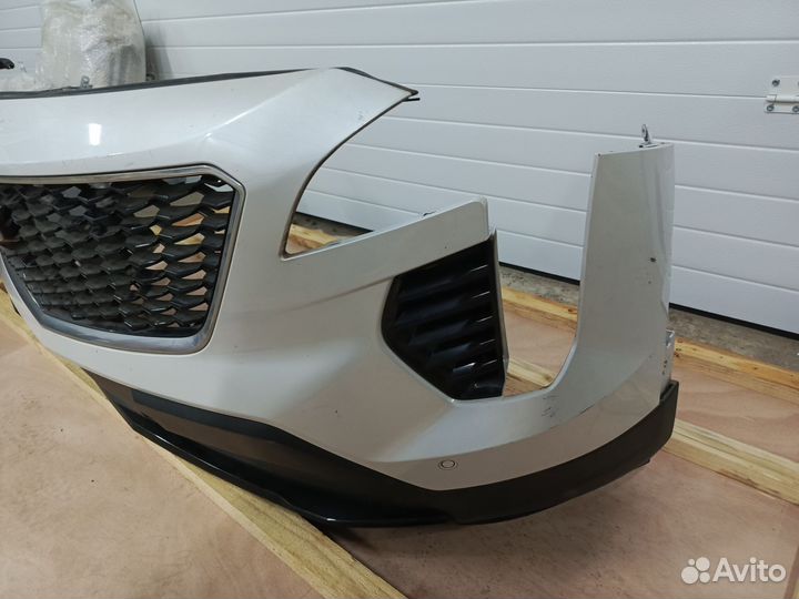 Передний бампер Cadillac XT4 2018-2023