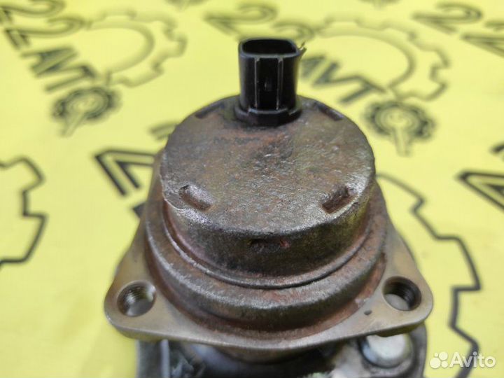 Ступица задняя правая Toyota Corolla Runx NZE121