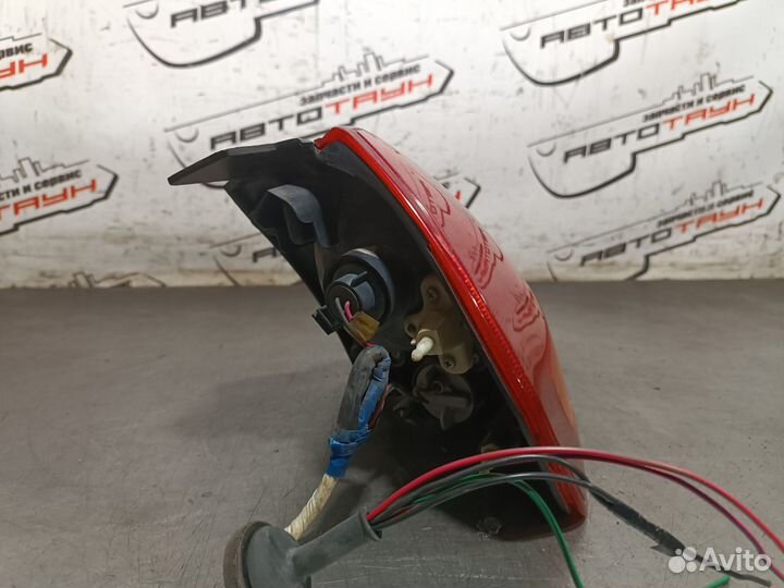 Фонарь nissan mazda AD familia VAN bbvy11 bveny11 bvey11 bvfy11 bvgy11 bvhny11 veny11 VEY11 VFY11 VG