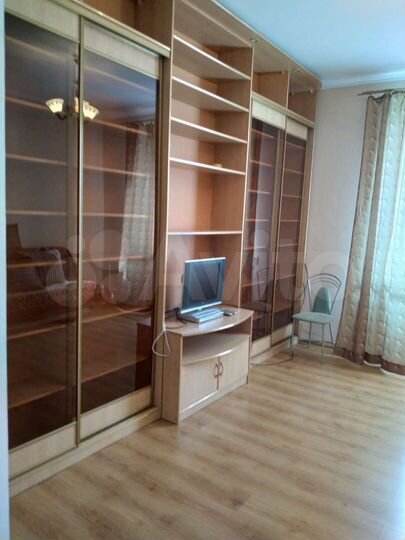 2-к. квартира, 60 м², 3/3 эт.