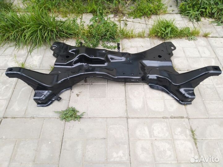 Подрамник Mitsubishi Lancer 9