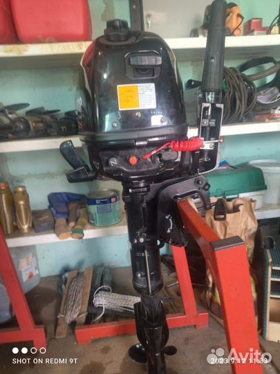 Лодочный мотор