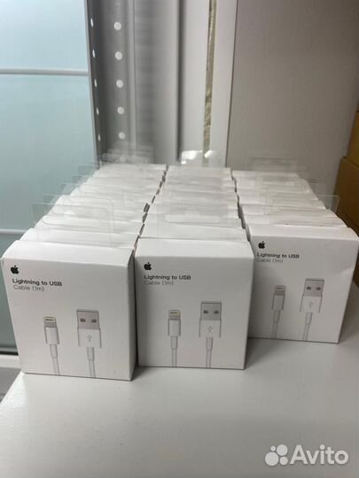 Кабель apple lightning USB 1m новые запечатанные
