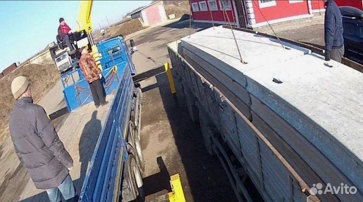 Плиты рядом с проушинами