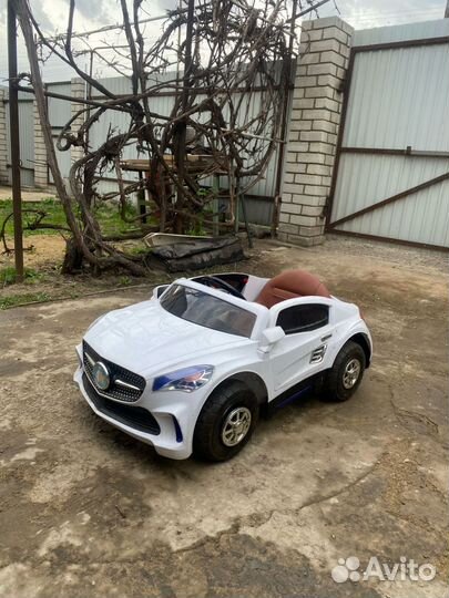 Электромобиль