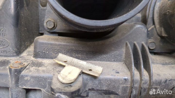 Корпус воздушного фильтра Land Rover Discovery 4