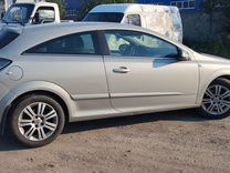 Opel Astra GTC 1.6 AMT, 2007, 90 000 км, с пробегом, цена 630 000 руб.