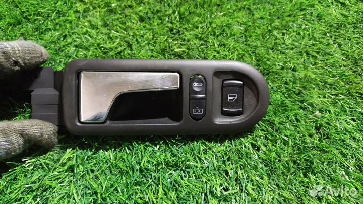 Ручка двери передней внутренняя Volkswagen Passat