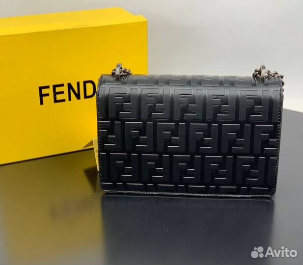 Женская сумка Fendi (хит 2023 )