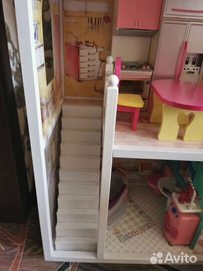 Домик кукольный