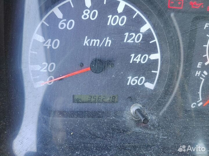 Isuzu NQR75 с КМУ, 2008