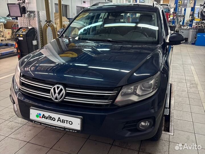 Volkswagen Tiguan 2.0 AT, 2012, 306 337 км