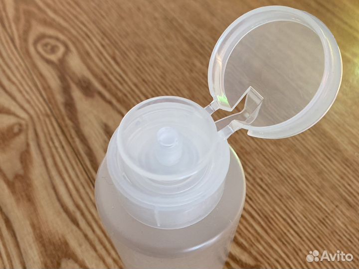 Дозатор для жидкости