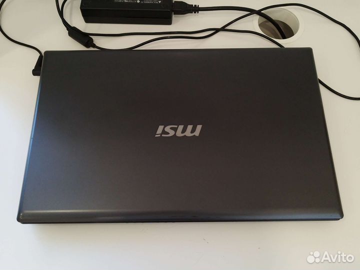 MSI CX70 i5/8gb/gt645m/SSD/17'3HD