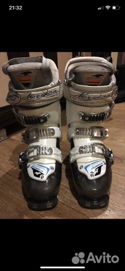 Горнолыжные ботинки