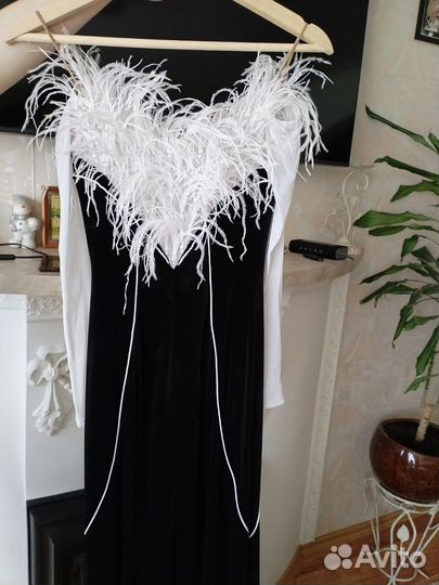 Вечернее платье