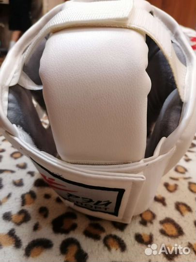 Шлем с защитой