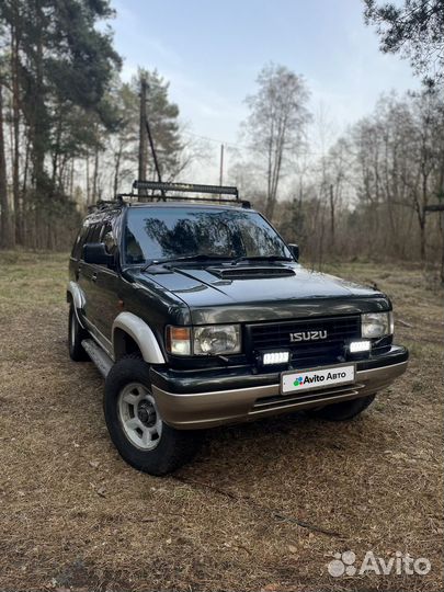 Isuzu Bighorn 3.1 AT, 1996, 323 300 км
