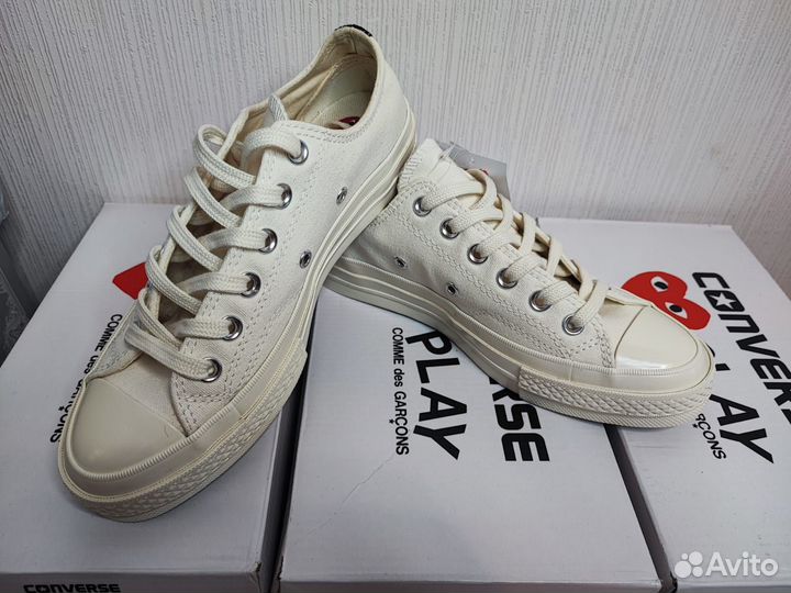 Кеды Converse с сердечками