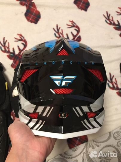 Мотоциклетный шлем закрытый