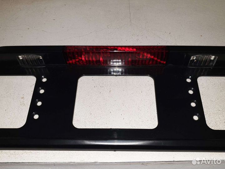 Планка держателя номерного знака