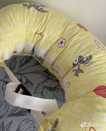 Подушка для кормления грудью