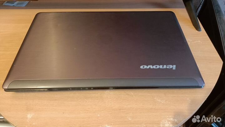 Ноутбук Lenovo ideapad z575