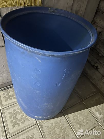 Бочка пластиковая 200 литров