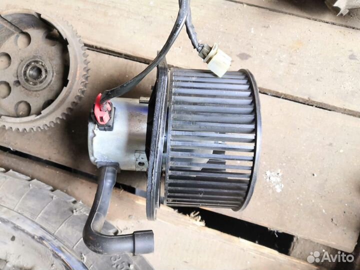 Вентилятор отопителя