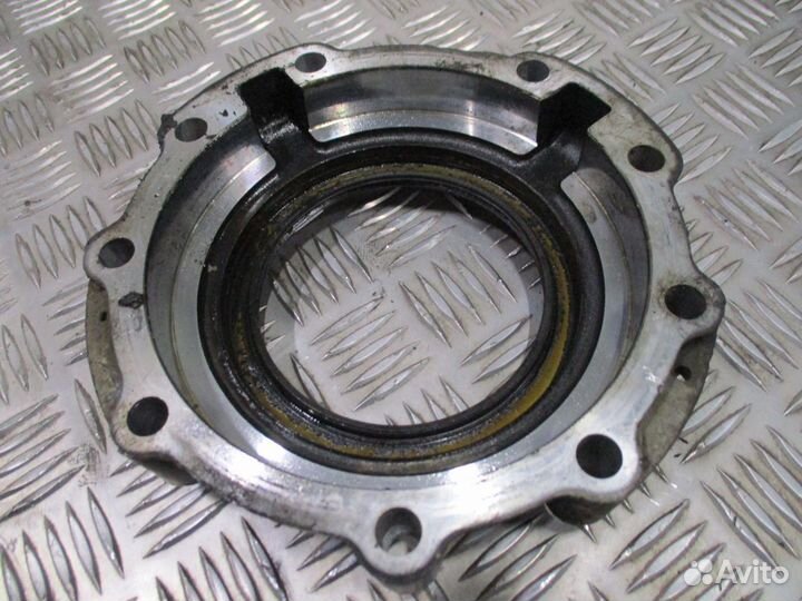 Задняя крышка кпп (под фланец) ZF 1315301220