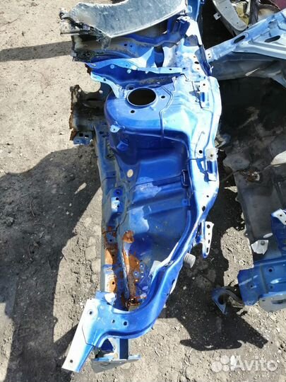 Левая часть кузова четверти крыло лансер 10