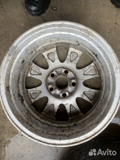 Колеса диски на toyota camry 40