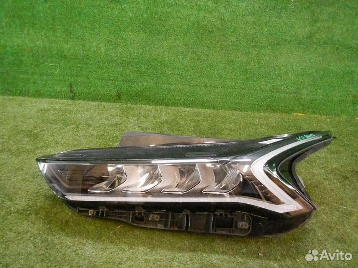 Фара левая Kia K5