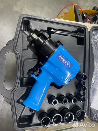 Гайковерт пневматический