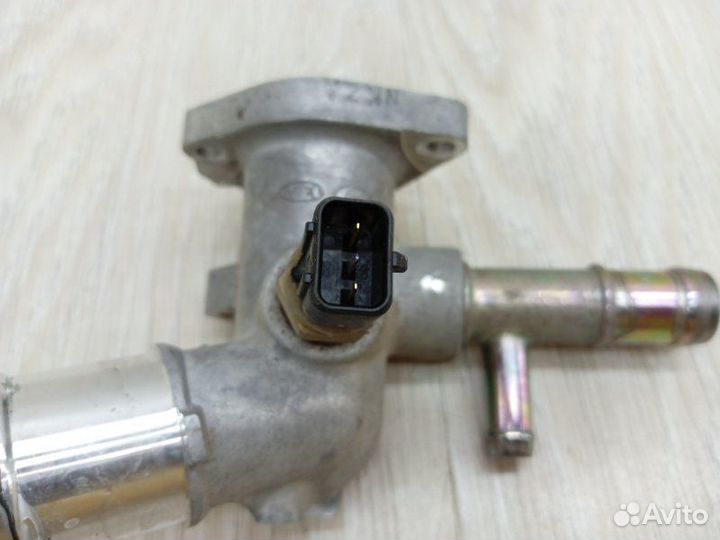 Фланец системы охлаждения Hyundai Solaris 2