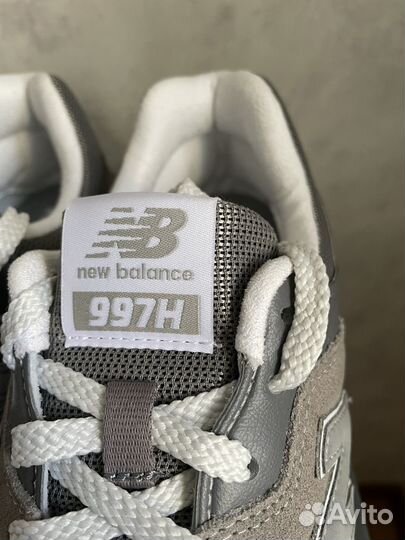 New Balance 997H