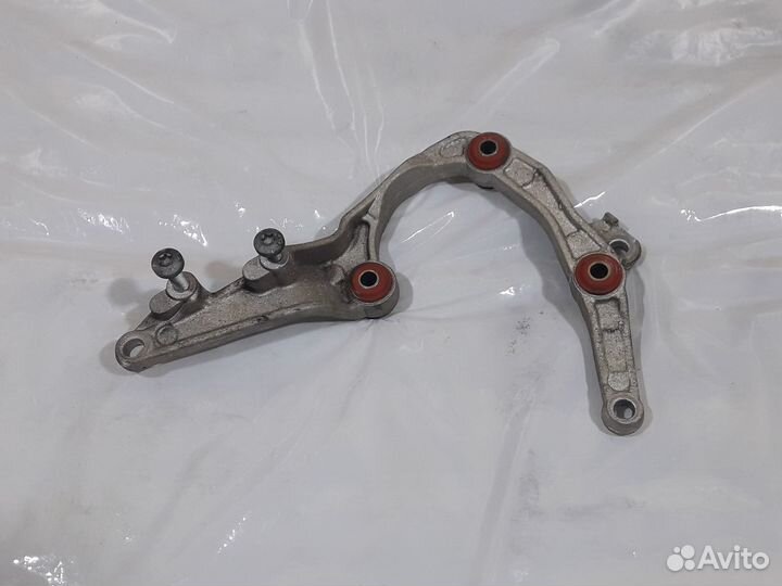 Кронштейн крепления воздушного насоса Mercedes