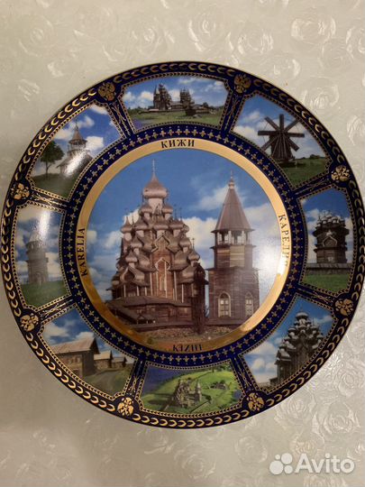 Сувенирные тарелки города