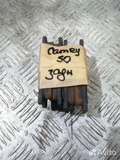 Колодки тормозные Toyota Camry 50, 55