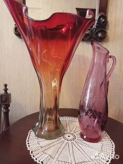 Кувшин, ваза цветное стекло лзхс, Чехословакия