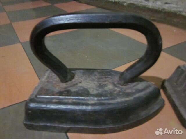 Старые чугунные утюги, 3 шт