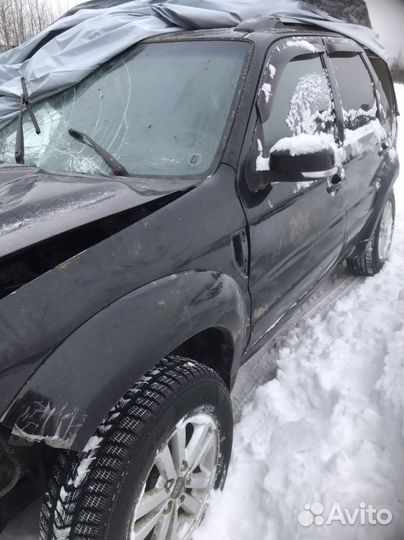Ford Escape 2008 2.3 бензин под разбор