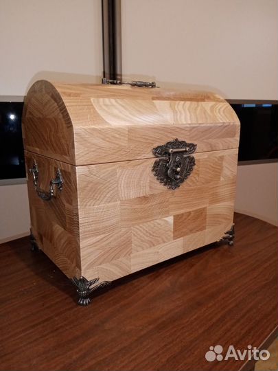 Шкатулка сундучок