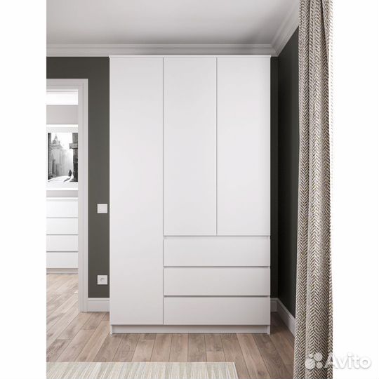 Шкаф 3 двери и 3 ящика белый